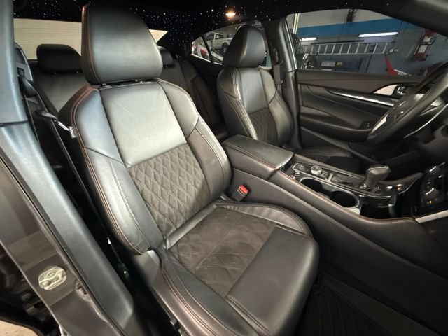 Used 2020 Nissan Maxima SR w/ Sport Mat Group FWD image 33