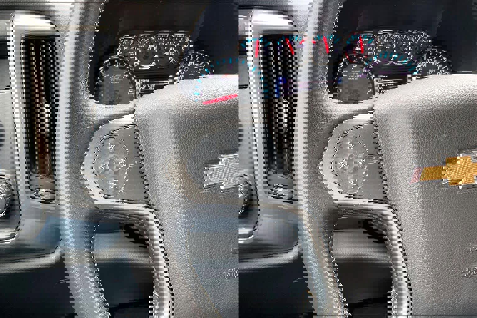 Used 2018 Chevrolet Silverado 1500 LT w/ All Star Edition image 22