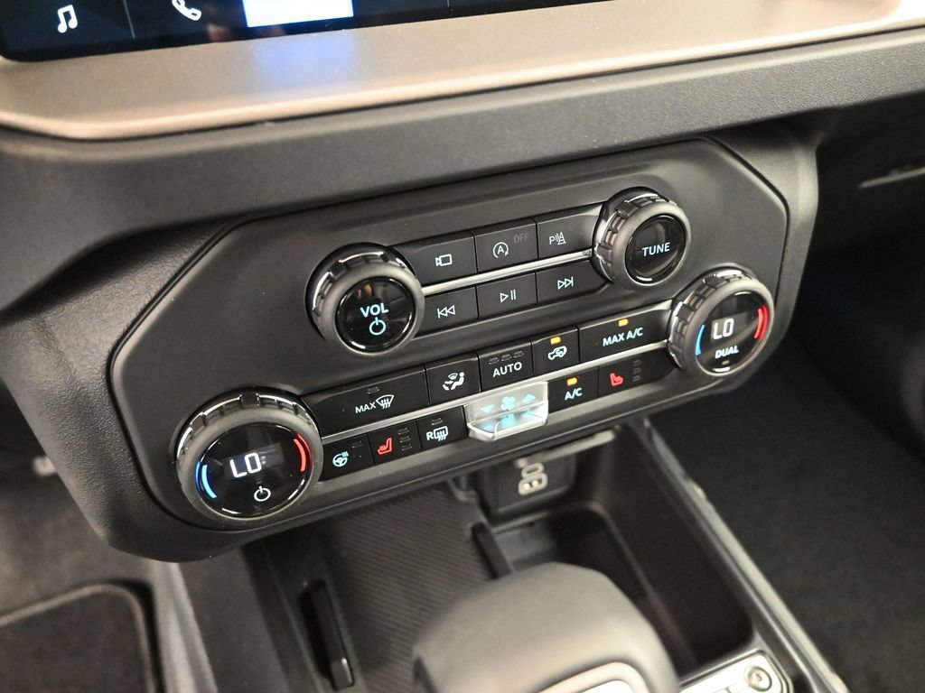 New 2026 Ford Bronco Outer Banks AWD/4WD image 16