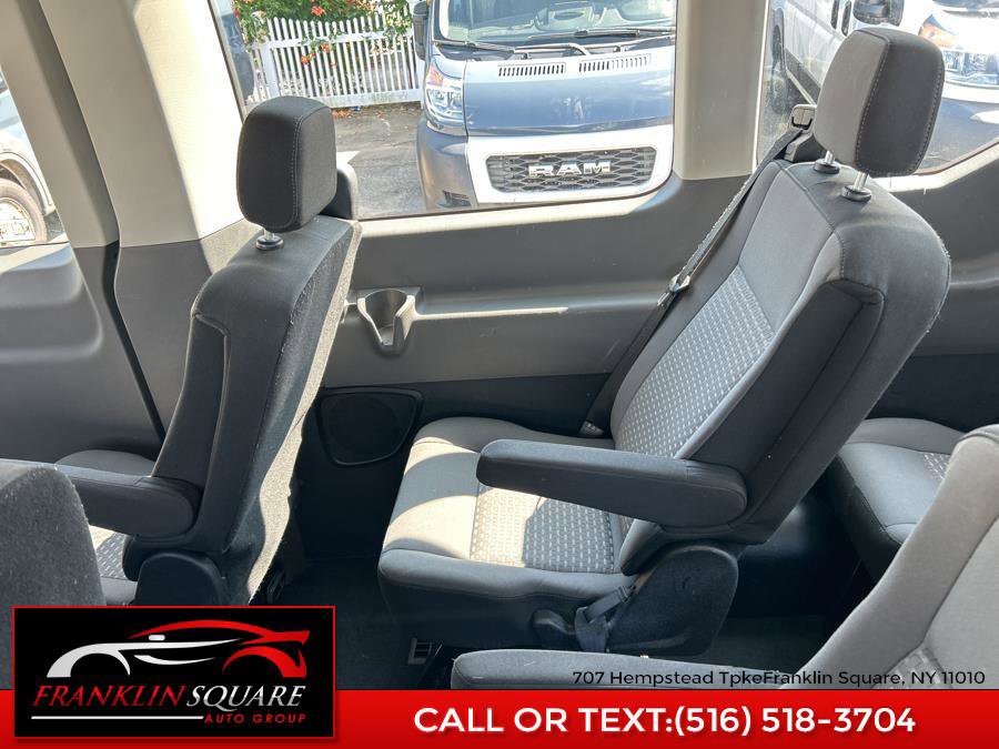 Used 2022 Ford Transit 350 XLT image 39