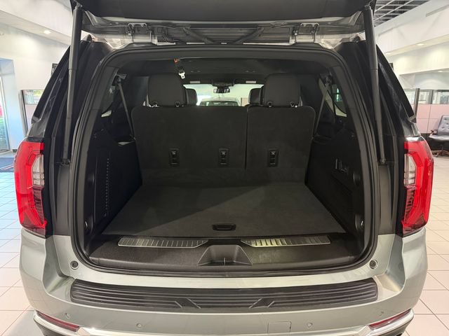 Used 2025 GMC Yukon XL Denali AWD/4WD image 10