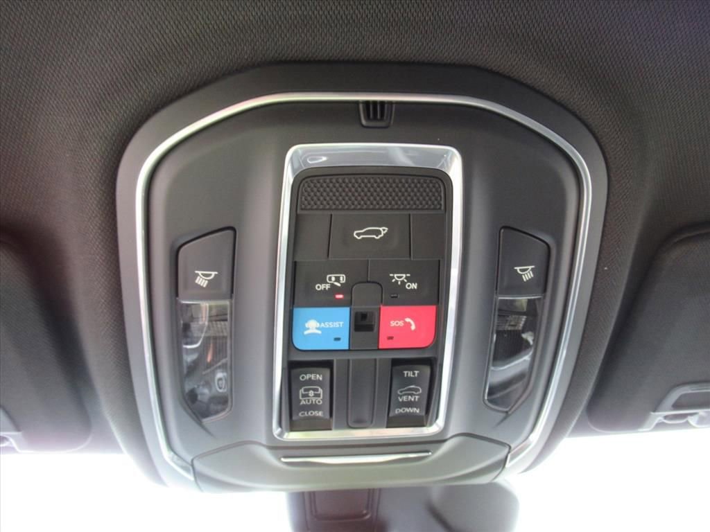 New 2026 Jeep Grand Cherokee L 4WD image 27