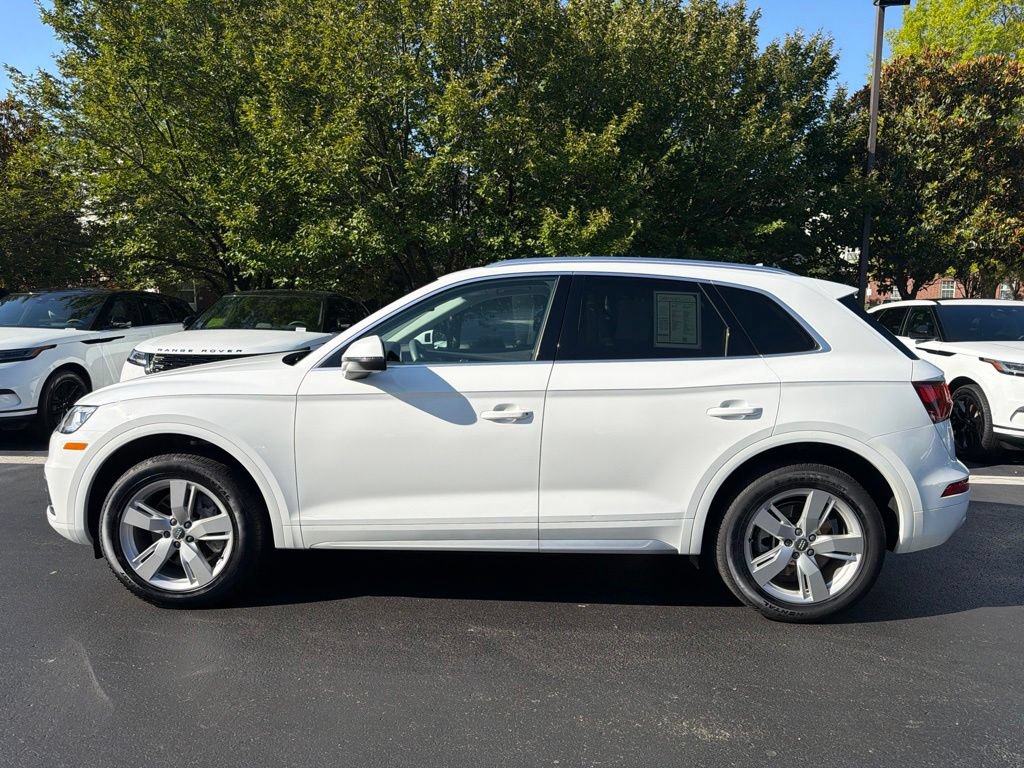 Used 2019 Audi Q5 2.0T Premium Plus w/ Premium Plus Package AWD/4WD image 2