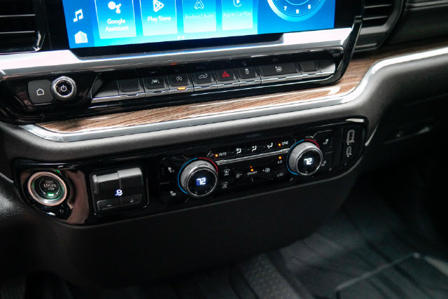 Used 2024 Chevrolet Silverado 1500 RST w/ Redline Edition AWD/4WD image 8