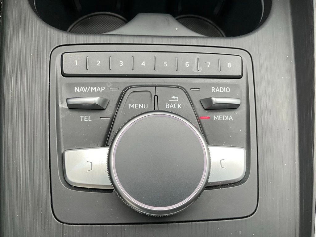 Used 2019 Audi S4 Premium Plus w/ Premium Plus Package image 17