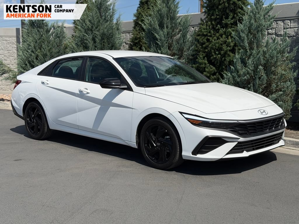 Used 2026 Hyundai Elantra Sport FWD image 10