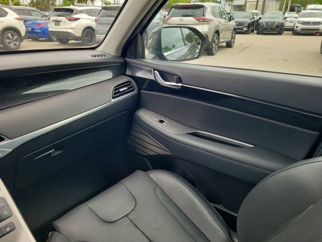 Used 2022 Hyundai Palisade Limited w/ Cargo Package AWD/4WD image 14