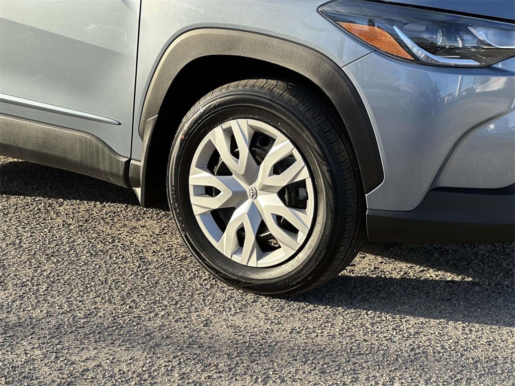 Certified 2023 Toyota Corolla Cross L image 26