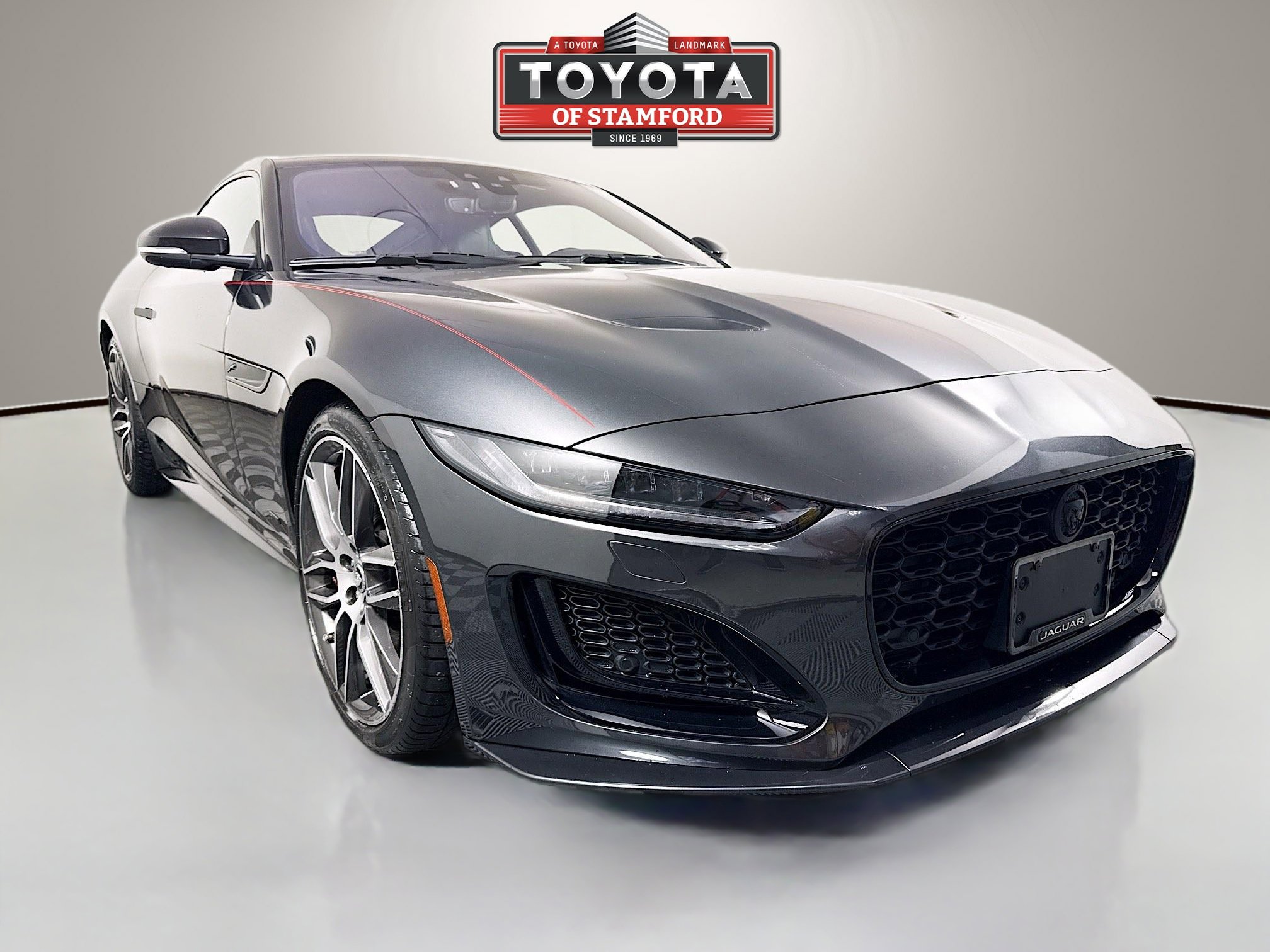 Used 2024 Jaguar F-TYPE Coupe AWD image 1
