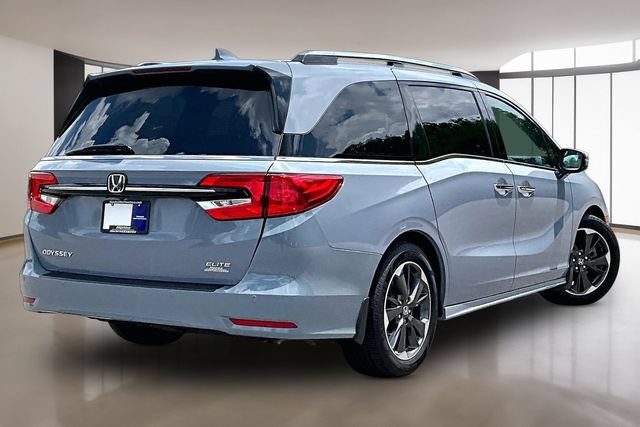 Used 2023 Honda Odyssey Elite image 6