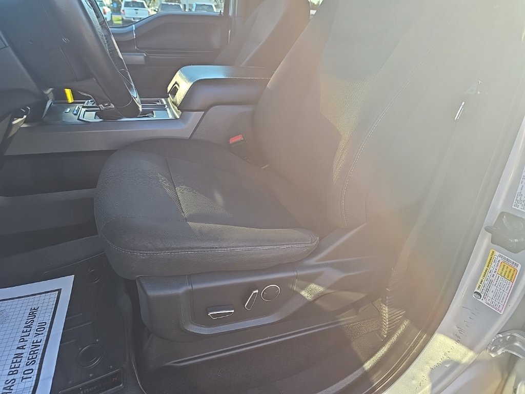 Used 2018 Ford F150 XLT w/ Equipment Group 302A Luxury AWD/4WD image 19