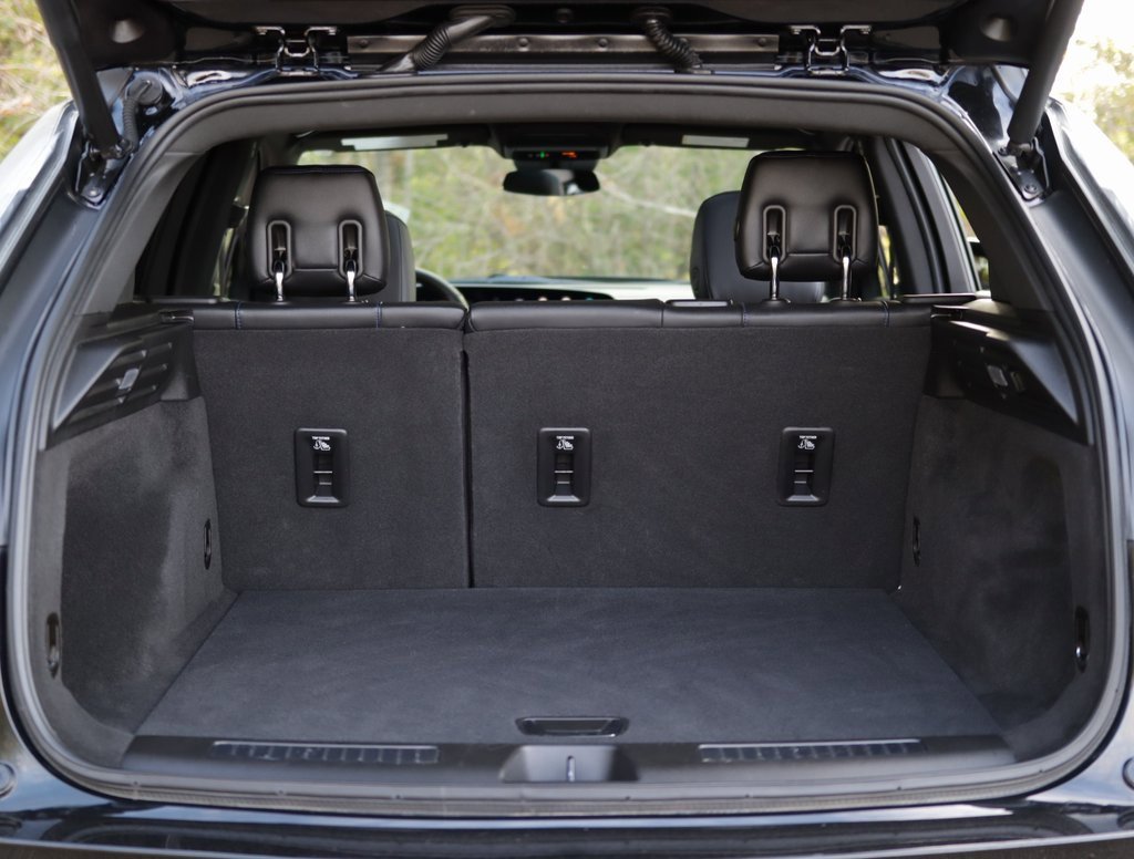 Certified 2024 Cadillac XT4 Sport image 31