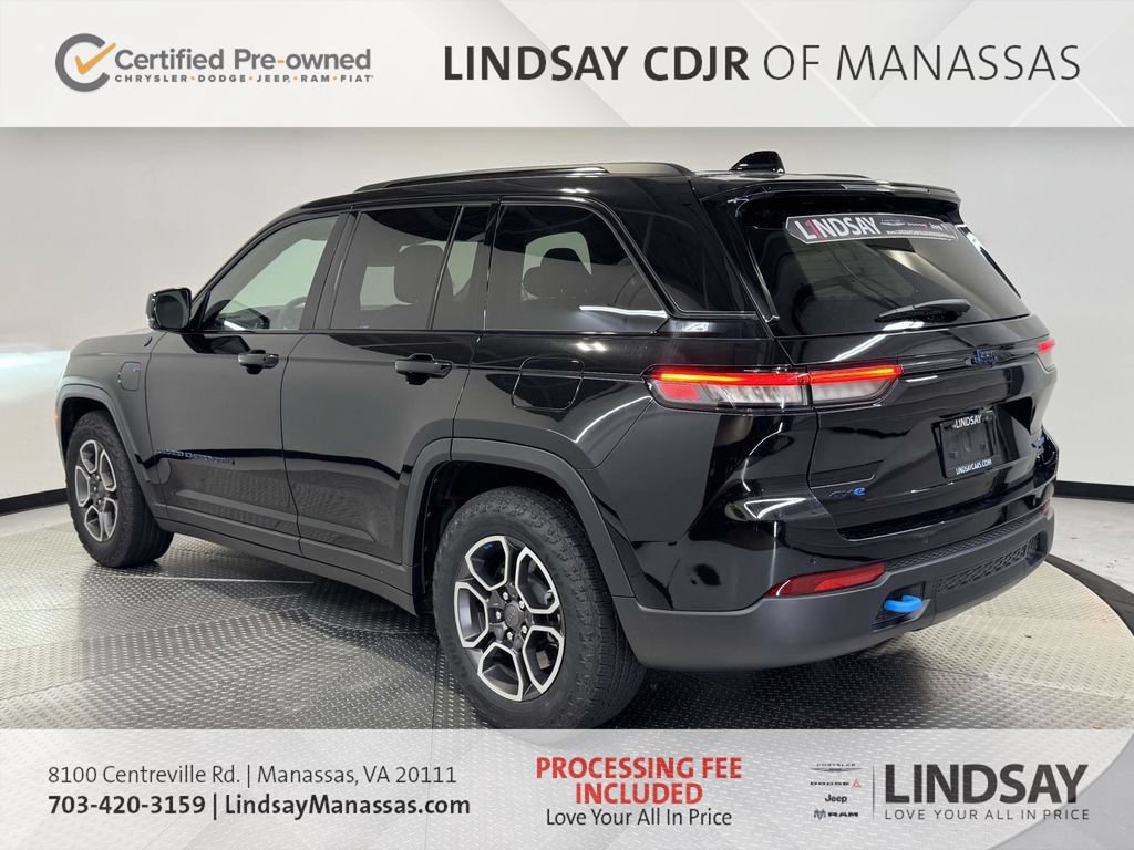 Used 2024 Jeep Grand Cherokee Trailhawk w/ Advanced Protech Group II AWD/4WD image 15