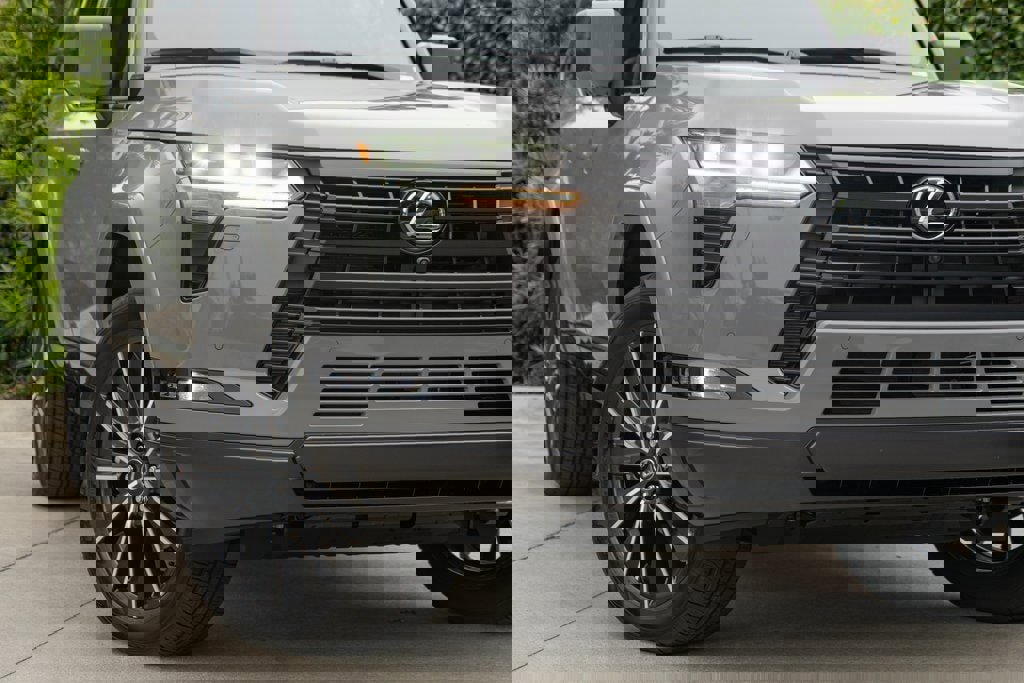 New 2026 Lexus GX 550 image 6