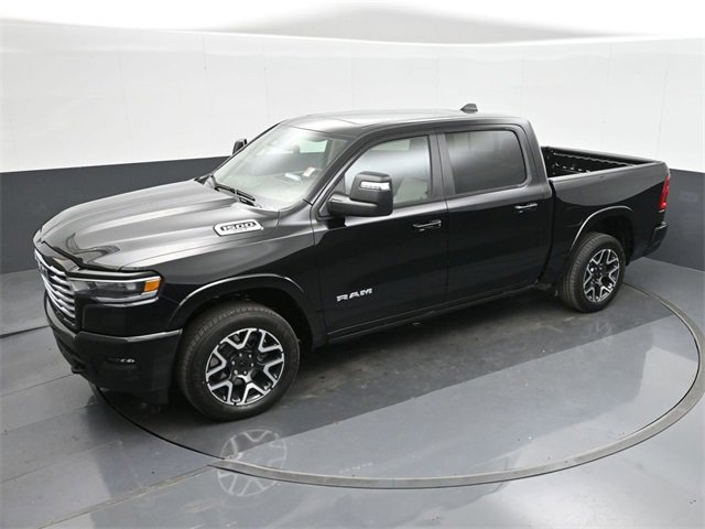 Used 2025 RAM 1500 Laramie image 34