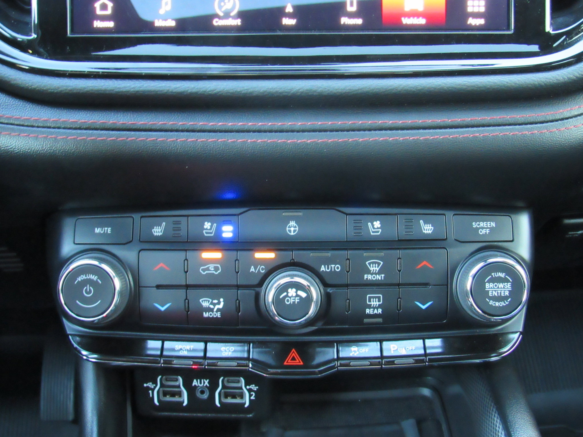 Used 2022 Dodge Durango R/T w/ Blacktop Package image 20