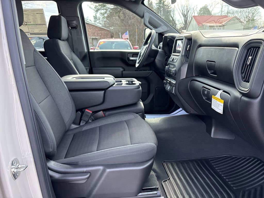 New 2026 Chevrolet Silverado 2500 Custom w/ Custom Value Package image 28