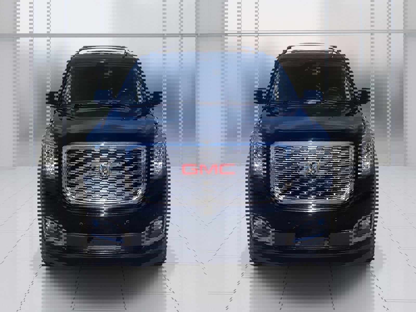 Used 2018 GMC Yukon Denali w/ Open Road Package image 9