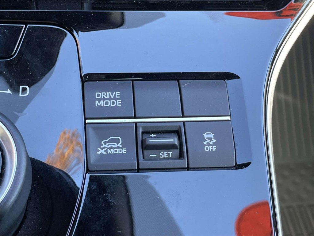 Used 2023 Subaru Solterra AWD image 29