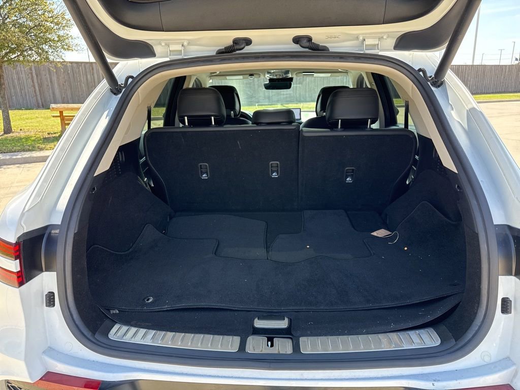 Used 2022 Genesis GV70 2.5T w/ Select Package image 27