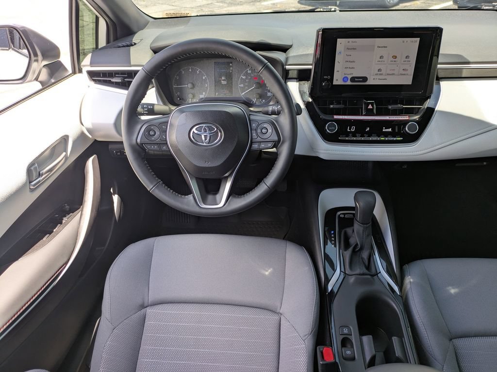 Used 2025 Toyota Corolla SE FWD image 16