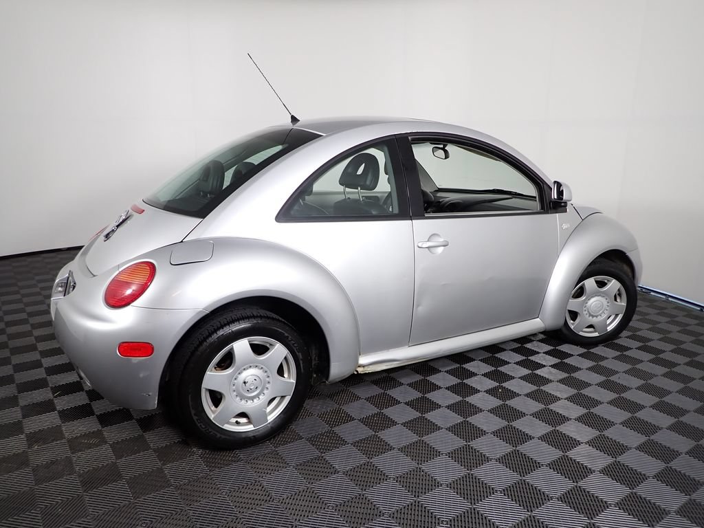 Used 2000 Volkswagen Beetle GLS FWD image 16