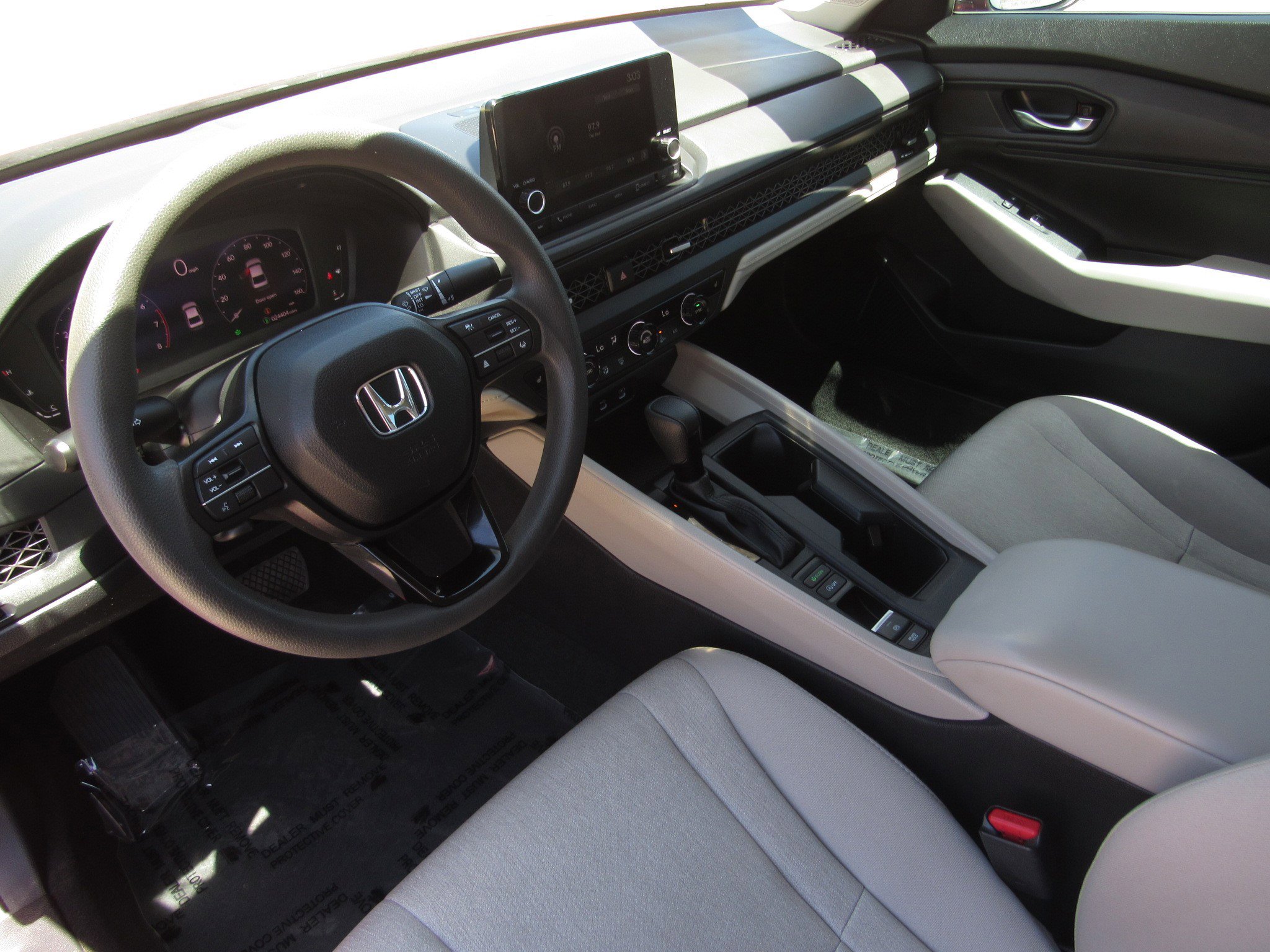 Certified 2023 Honda Accord EX image 15
