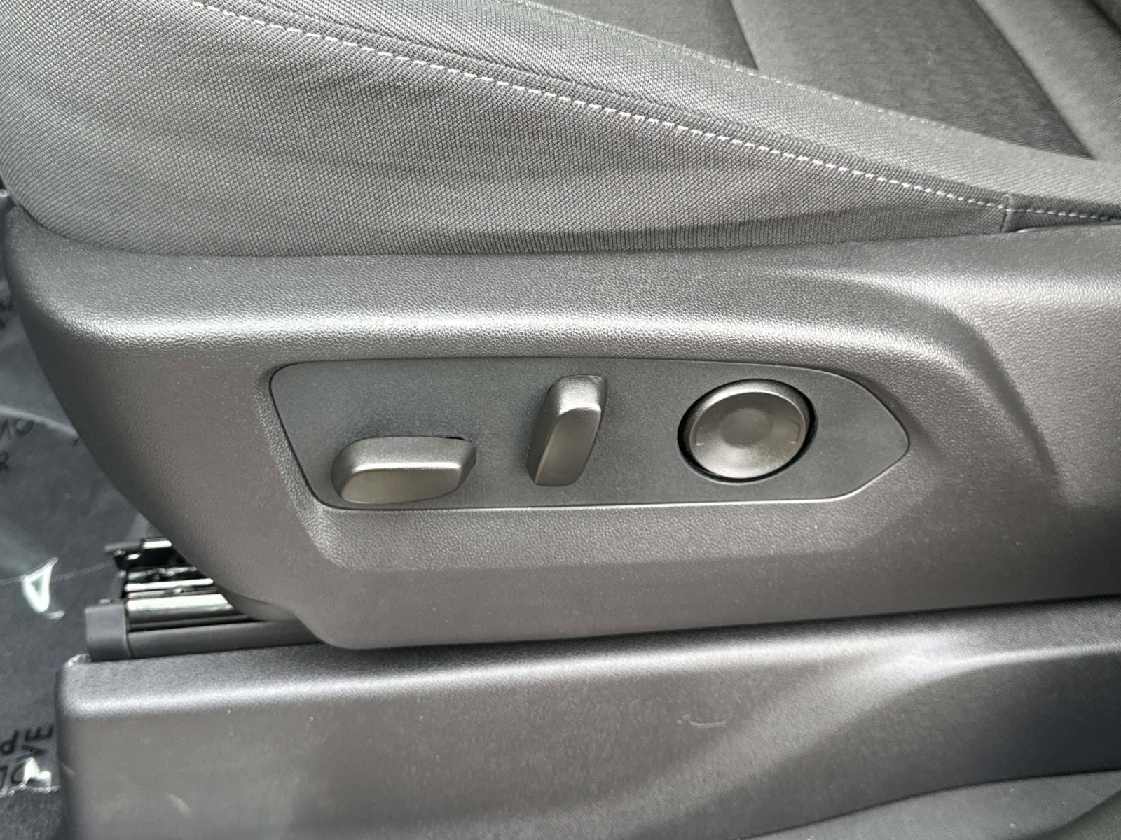 New 2026 GMC Sierra 1500 Elevation image 21