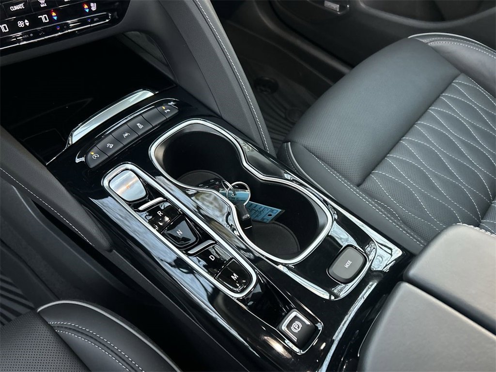 Used 2021 Buick Envision Avenir image 22