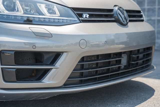 Used 2017 Volkswagen Golf R 4-Door AWD/4WD image 16