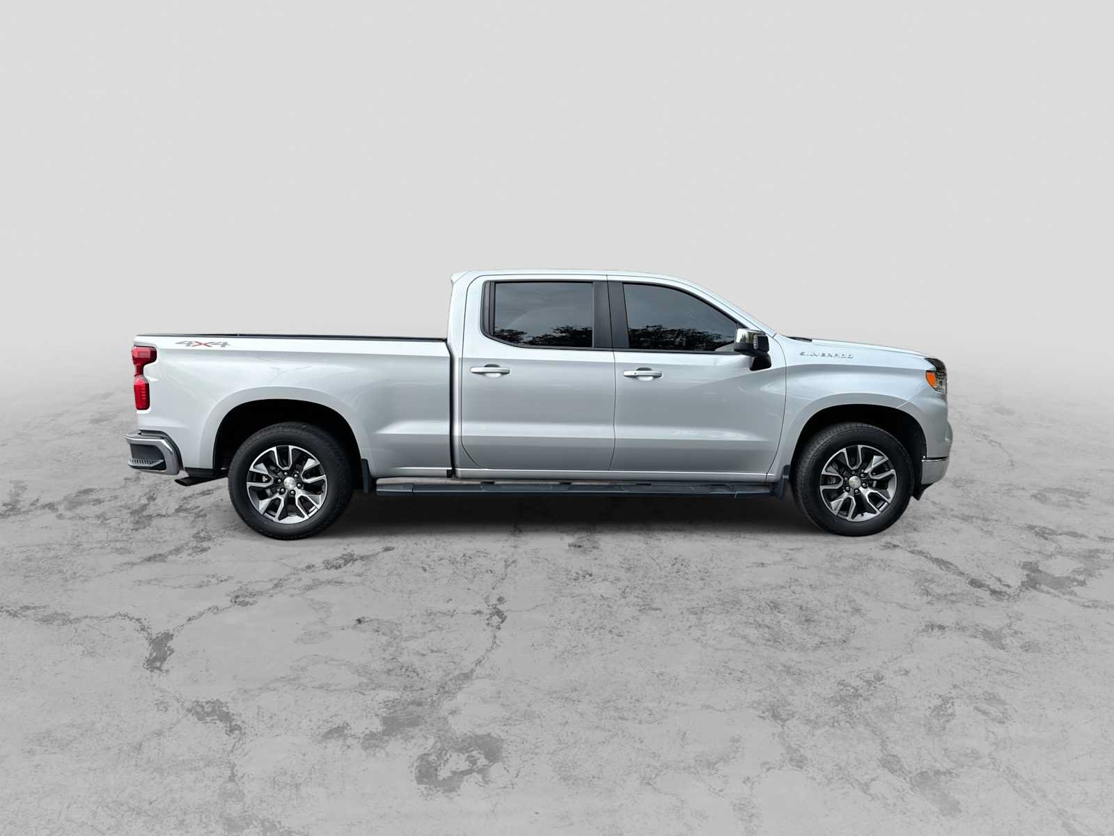 Used 2022 Chevrolet Silverado 1500 LT w/ Max Trailering Package AWD/4WD image 9