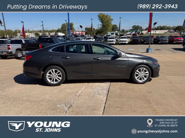Certified 2017 Chevrolet Malibu LT w/ Leather Package FWD image 7
