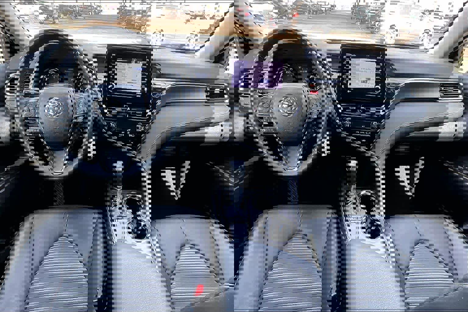 Used 2023 Toyota Camry SE image 14