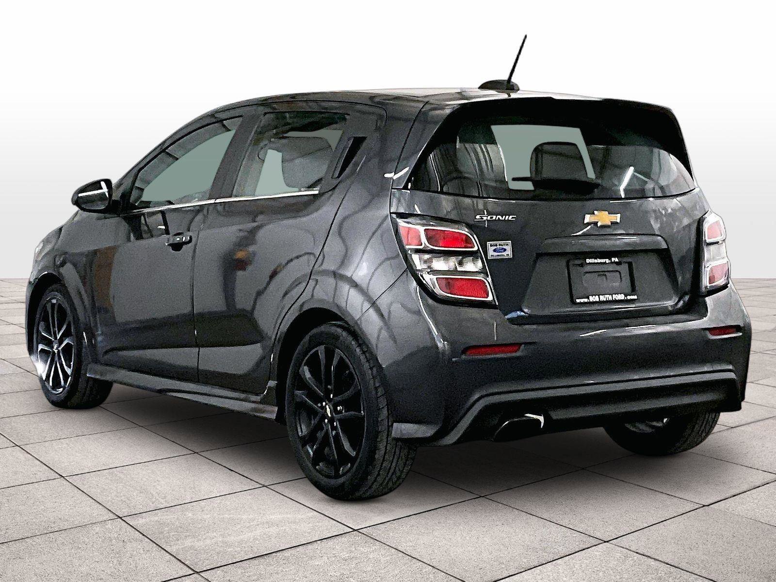 Used 2017 Chevrolet Sonic Premier image 10