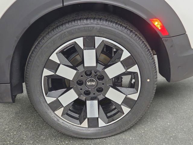 Certified 2024 MINI Cooper Countryman S w/ Mini Untamed Edition AWD/4WD image 30