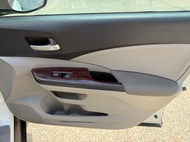 Used 2014 Honda CR-V LX image 19