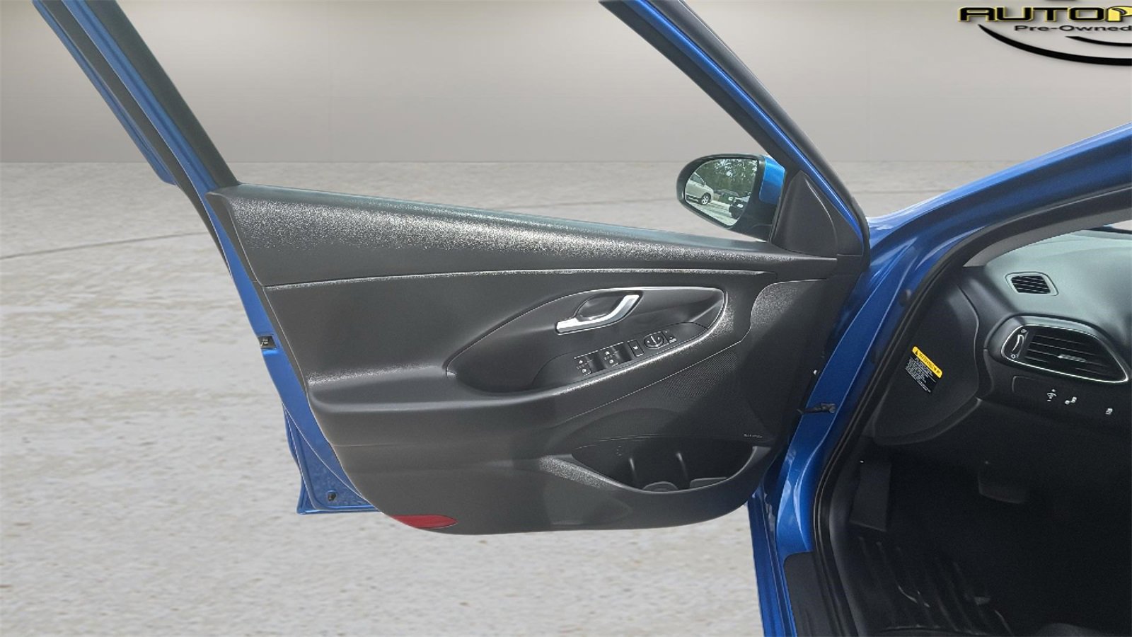 Used 2018 Hyundai Elantra GT w/ Tech Package 03 image 19