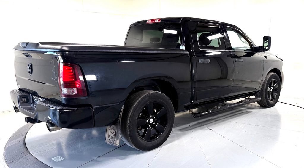 Used 2014 RAM 1500 Express w/ Black Ram 1500 Express Group RWD image 4