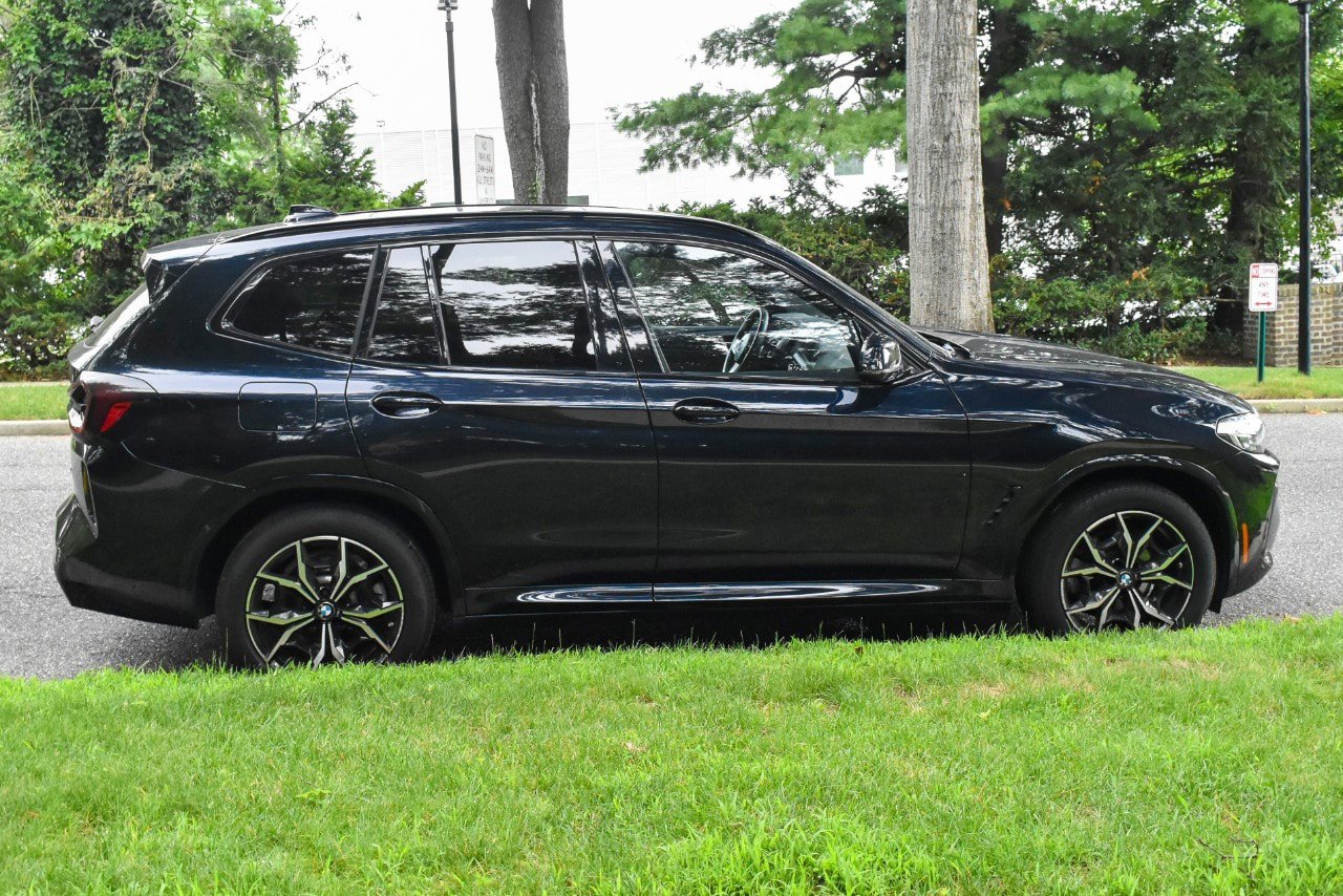 Used 2023 BMW X3 xDrive30i w/ M Sport Package AWD/4WD image 8