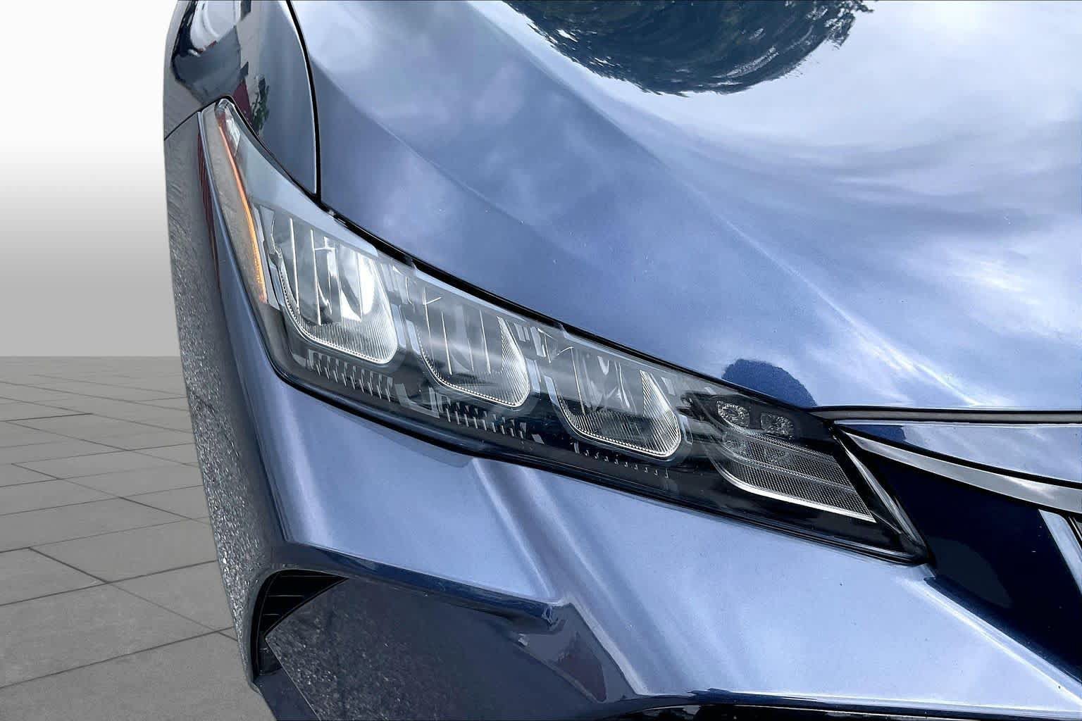 Used 2019 Toyota Avalon XSE w/ Carpet Mat Package FWD image 28