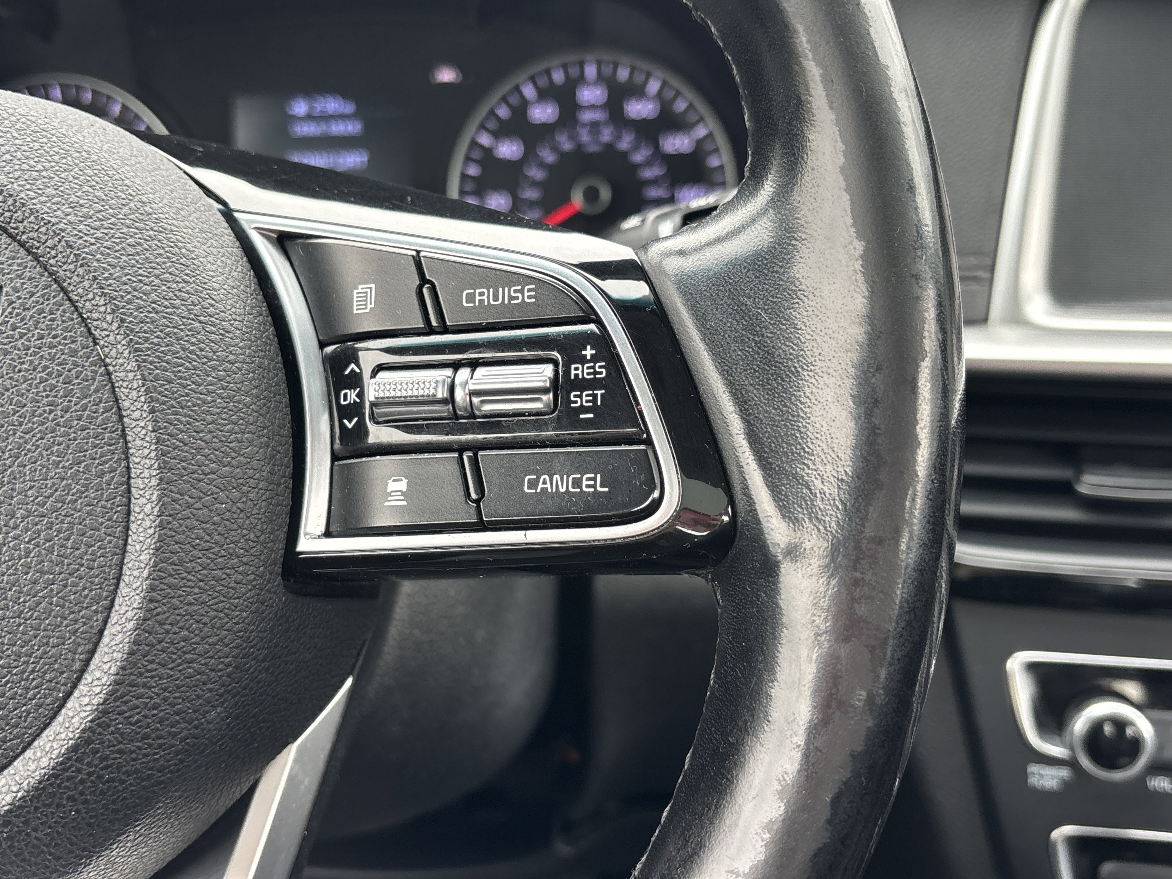 Used 2020 Kia Optima Premium FWD image 23