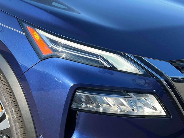 Used 2022 Nissan Rogue Platinum w/ Head-Up Display Package image 8