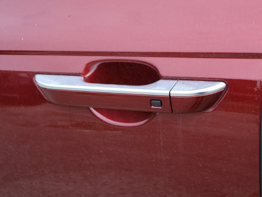 New 2025 Kia Carnival FWD image 20