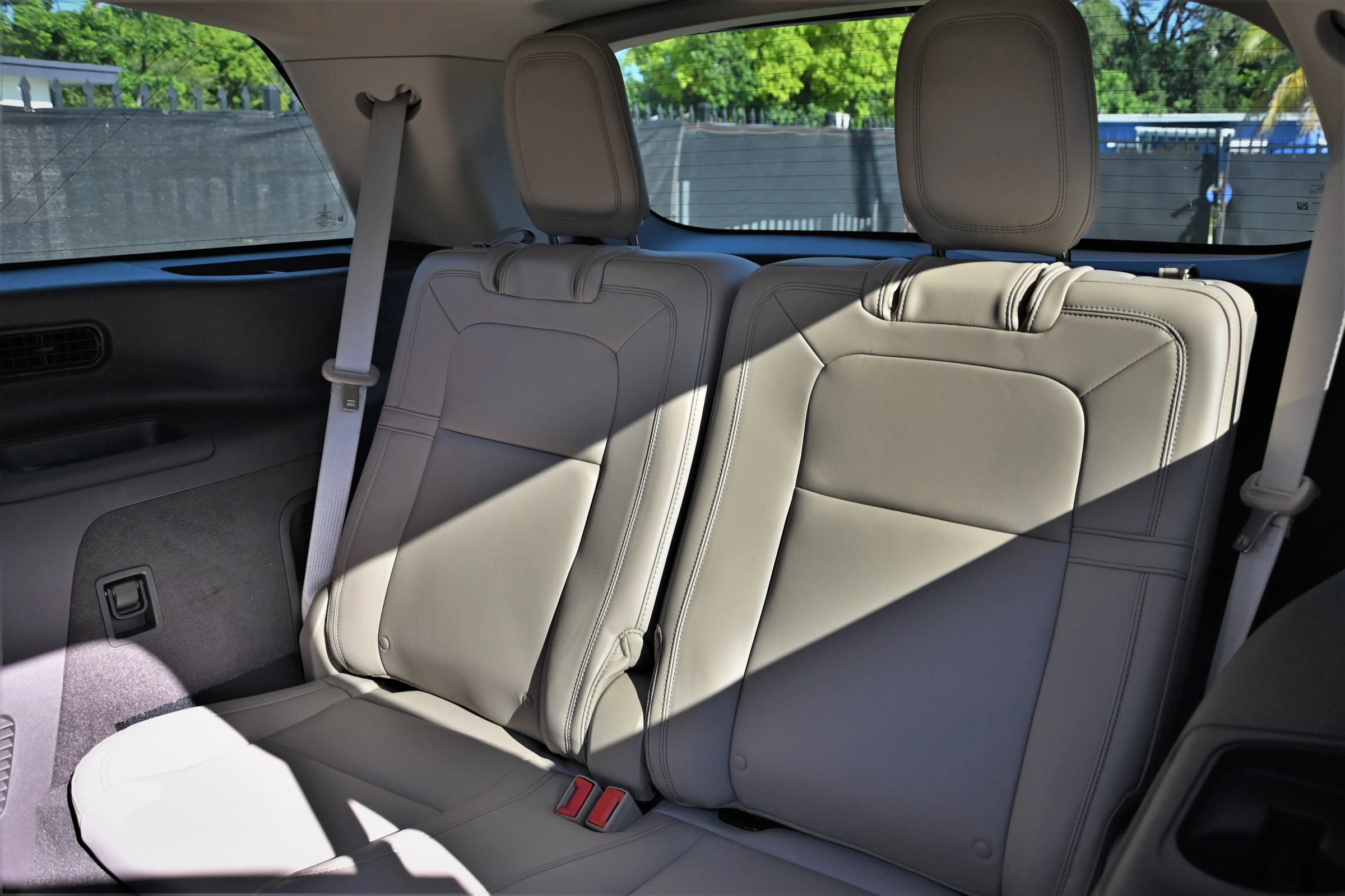 Used 2024 Lincoln Aviator Reserve w/ Equipment Group 201A RWD image 24