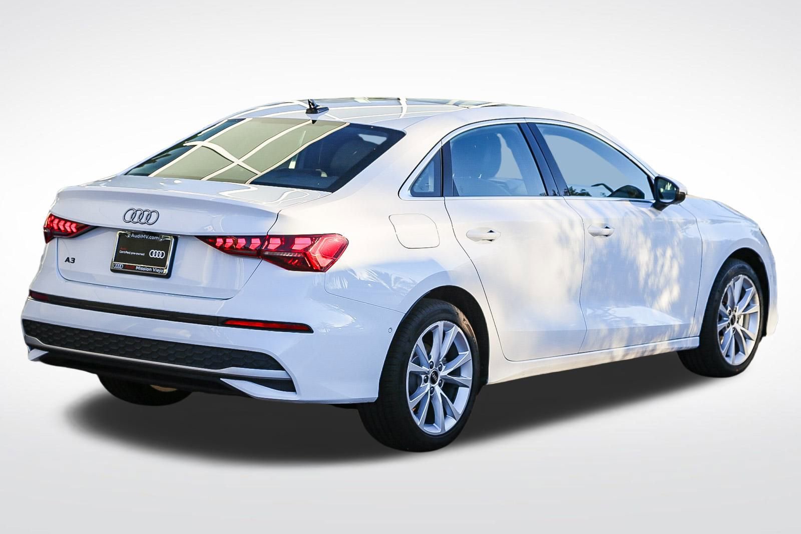Certified 2025 Audi A3 2.0T Premium image 8