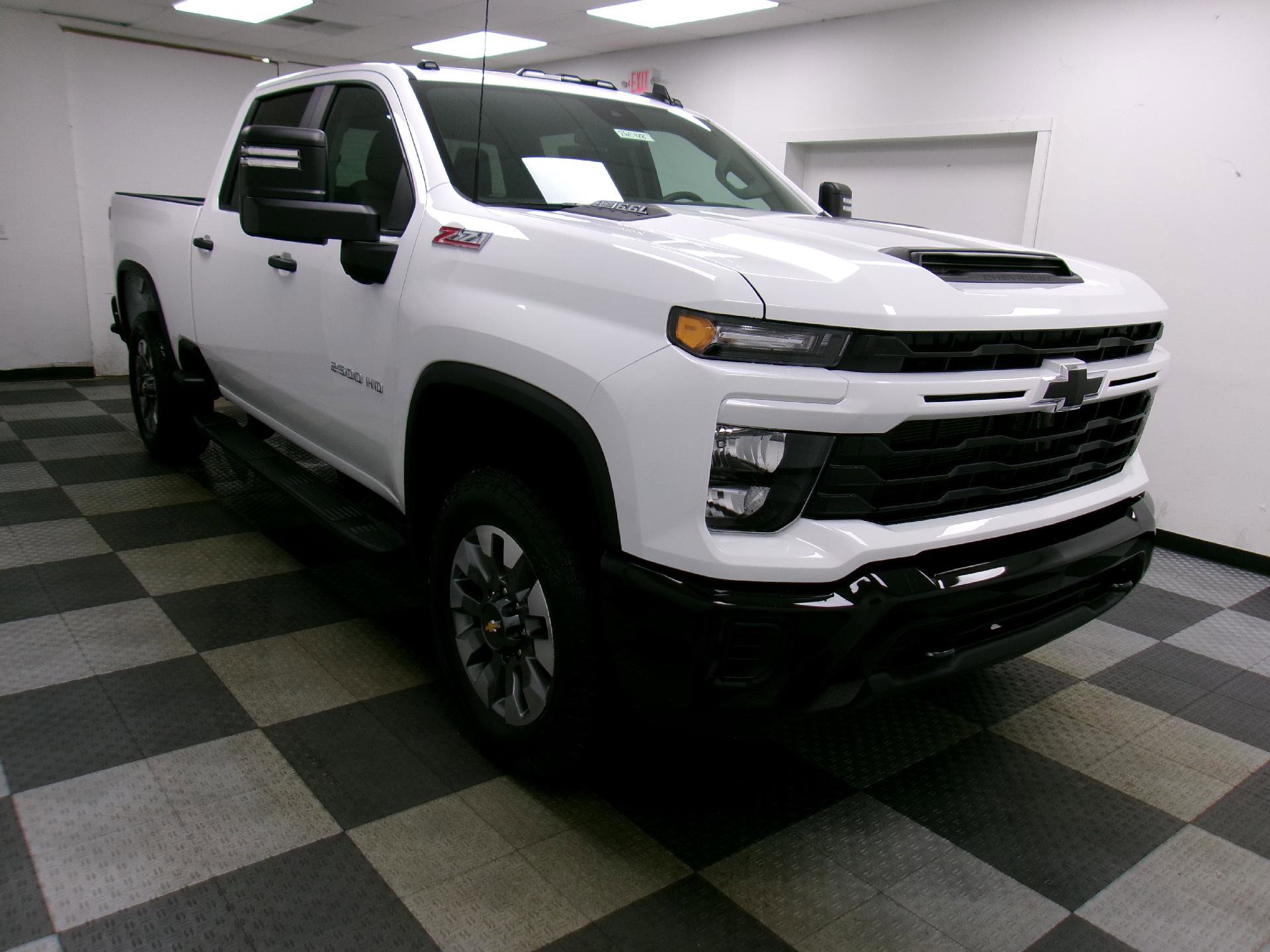 New 2026 Chevrolet Silverado 2500 Custom w/ Custom Convenience Package image 14
