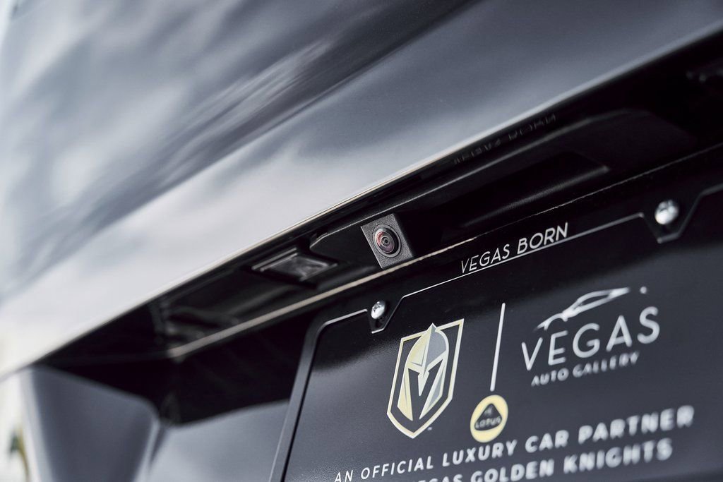 Used 2021 Mercedes-Benz Metris Passenger w/ Premium Safety Package image 14