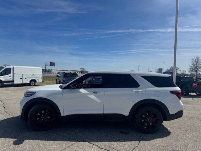 Used 2022 Ford Explorer ST w/ Equipment Group 401A image 5