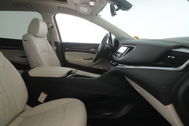 Used 2022 Buick Enclave Avenir w/ Avenir Technology Package image 34