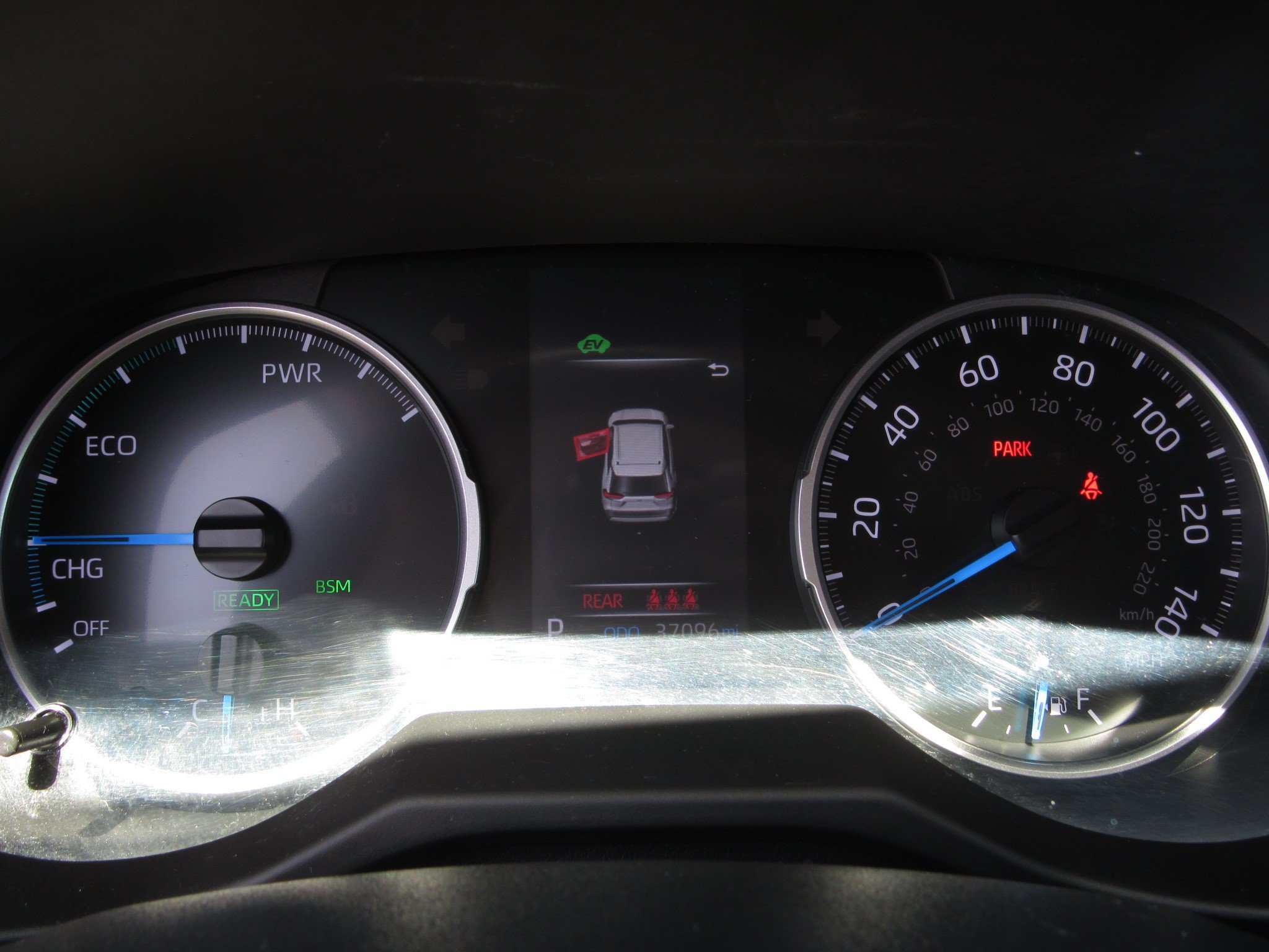 Used 2021 Toyota RAV4 XLE w/ XLE Grade Weather Package AWD/4WD image 26